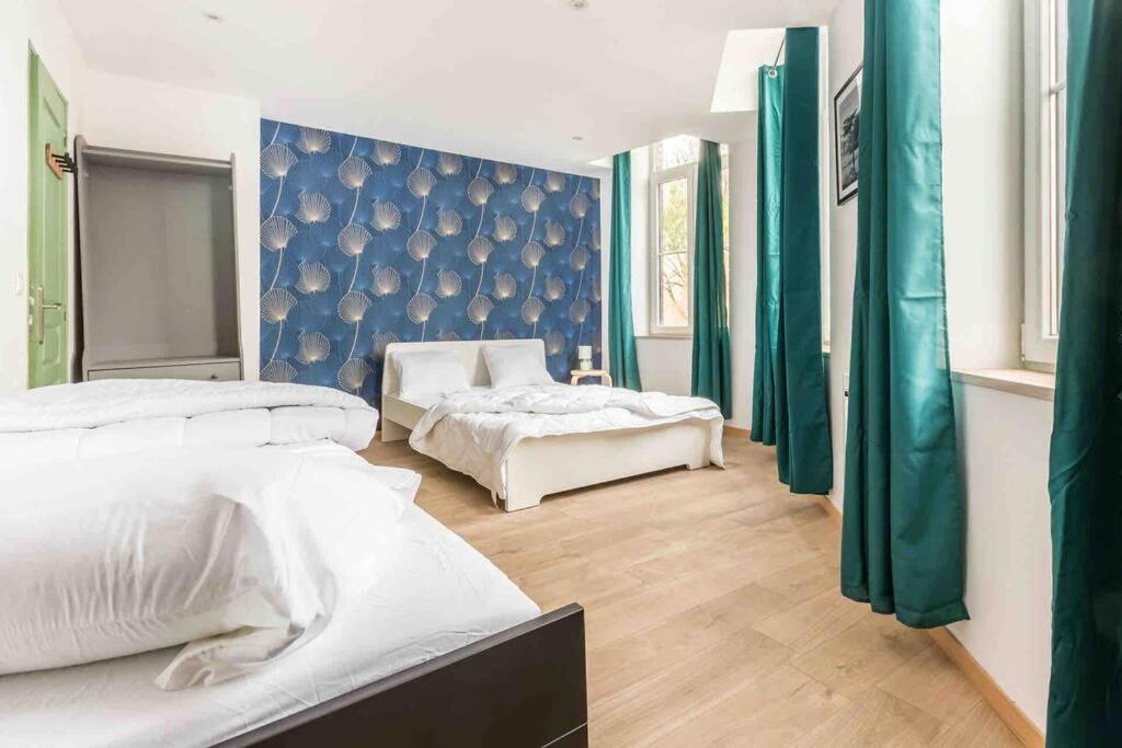 Maison Spacieuse Proche Lille Holiday home Roubaix
